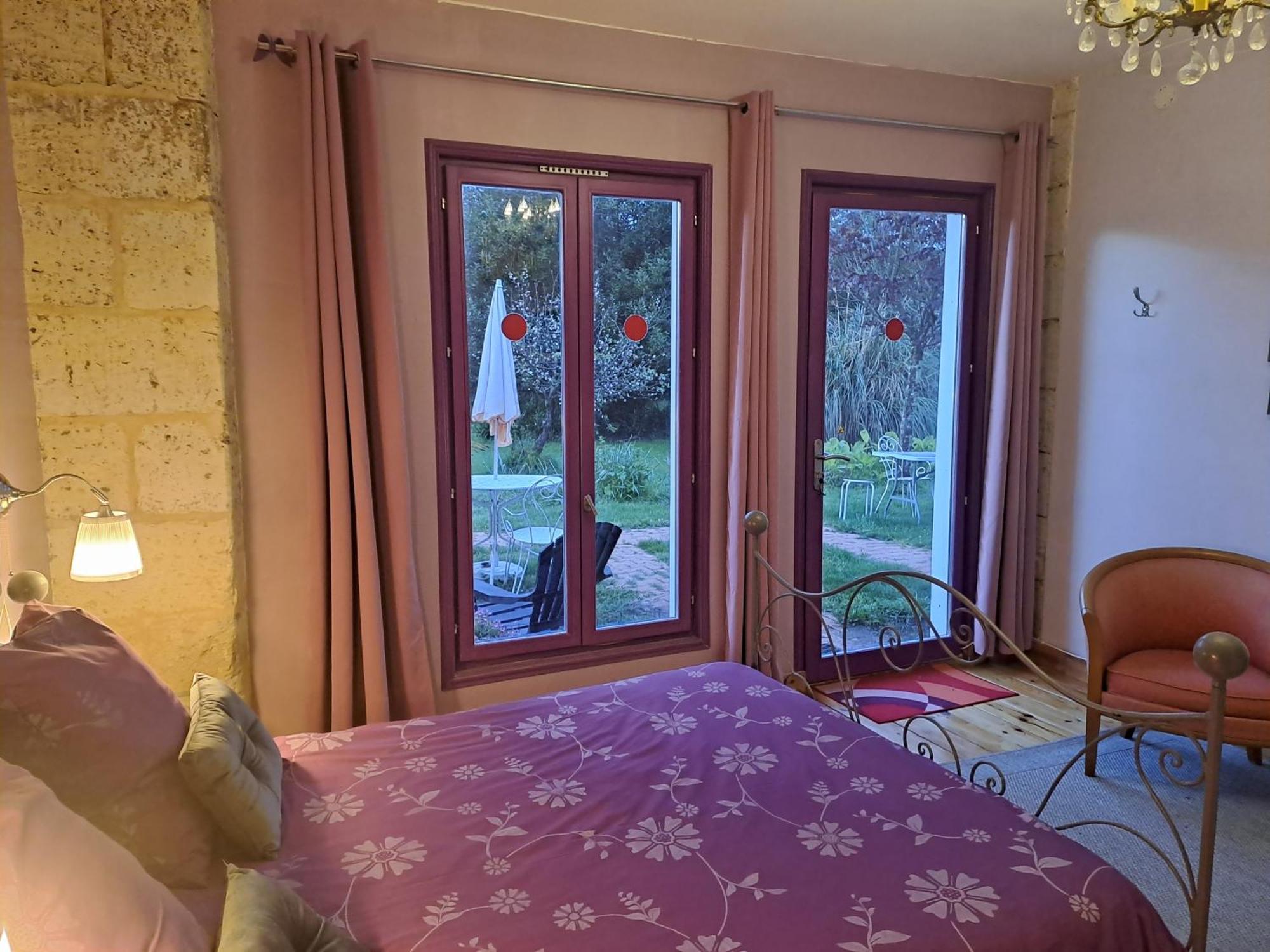 Bed and Breakfast La Cadournaise Saint-Seurin-de-Cadourne Экстерьер фото