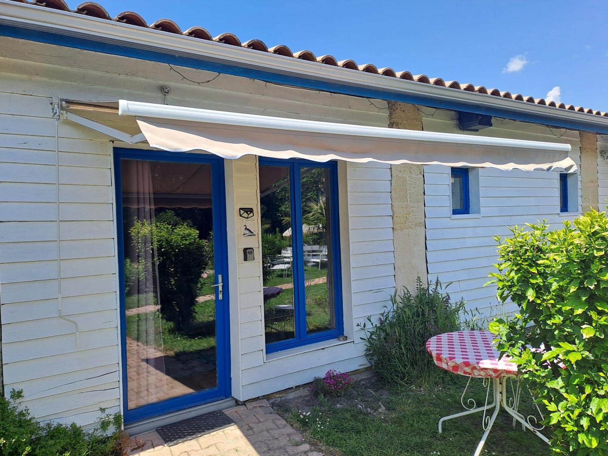 Bed and Breakfast La Cadournaise Saint-Seurin-de-Cadourne Экстерьер фото