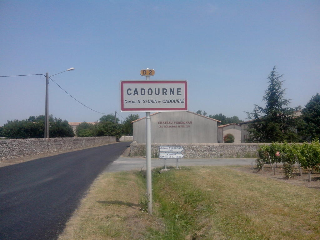 Bed and Breakfast La Cadournaise Saint-Seurin-de-Cadourne Номер фото